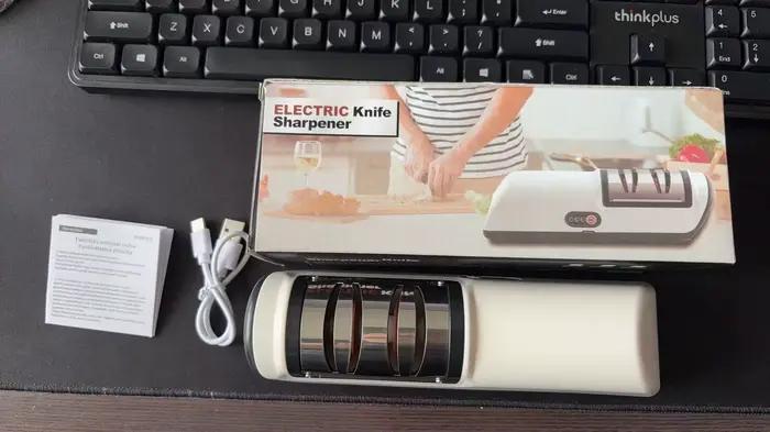 Aiguiseur de couteaux électrique professionnel à 2 étapes avec fonction de polissage pour les coutea