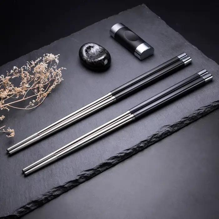 Baguettes chinoises en acier inoxydable, 1 paire, baguette japonaise, bâtons alimentaires en métal, 