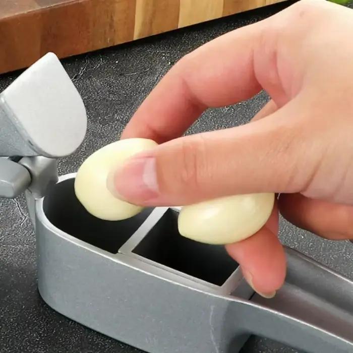 Presse-ail et trancheuse 2 en 1 hachoir et trancheur d'ail gingembre en aluminium bleu ciel multifonction pour cuisine moderne durable gastronomie
