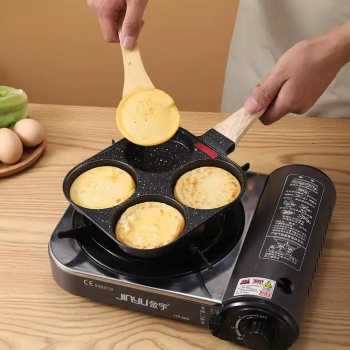 1 poêle à omelette antiadhésive en fonte