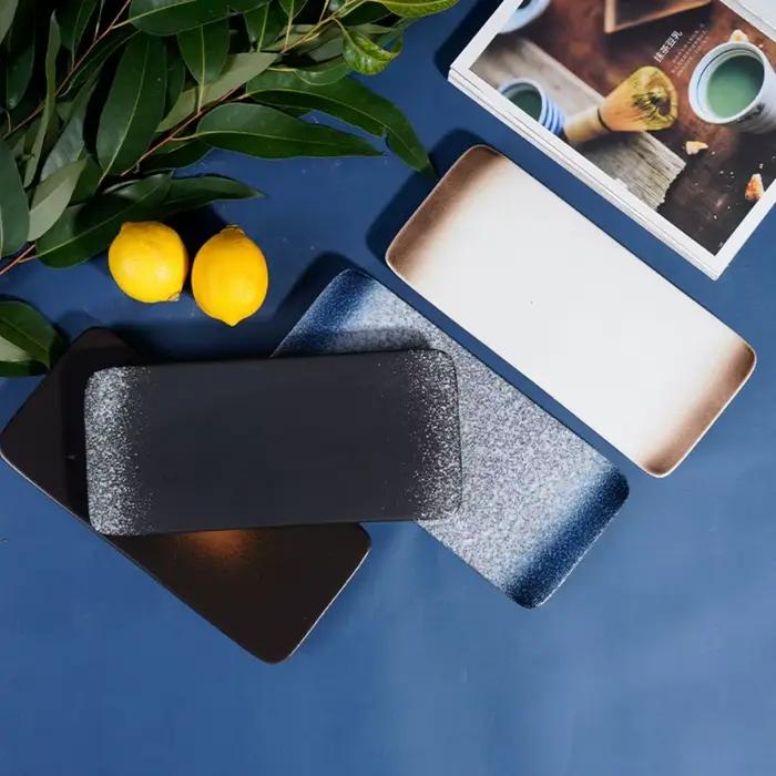 Assiette à Sushi en céramique de Style japonais, accessoires de cuisine, assiettes à dîner exquises à la mode, assiettes plates rectangulaires élégantes pour la maison