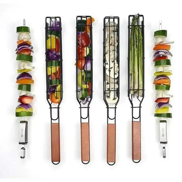 Accessoire de barbecue en acier inoxydable avec manche en bois pour grilling facile et sans adhérence, idéal pour camping et occasions extérieures