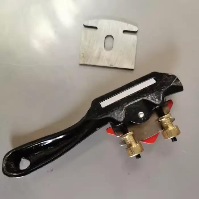 Couteau à éplucher portable AMP