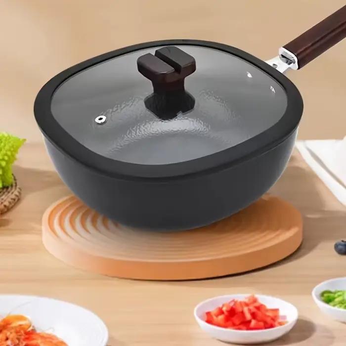 Poêle à frire carrée en fer raffiné universelle, sans revêtement, manche en bois, poêle à frire, mini poêle à fond plat antiadhésive, cuisinière à induction