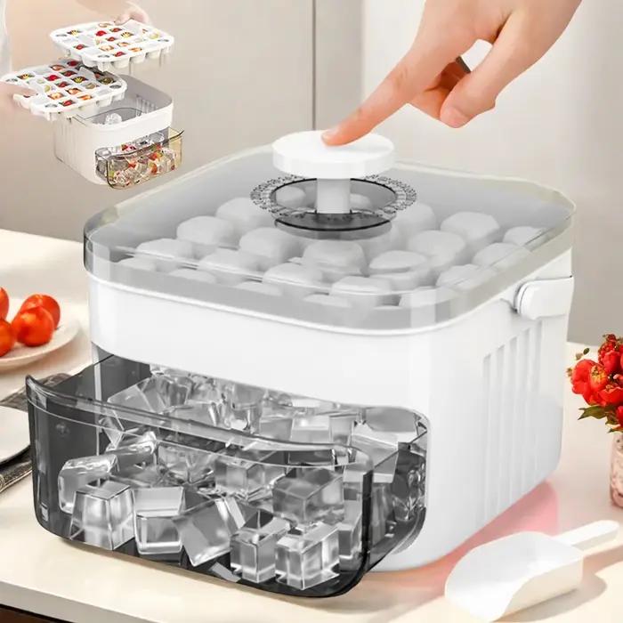 Pressez le moule à glaçons pour créer une boîte à glaçons faite maison en forme de glaçon pour les réfrigérateurs domestiques. Démoulage facile