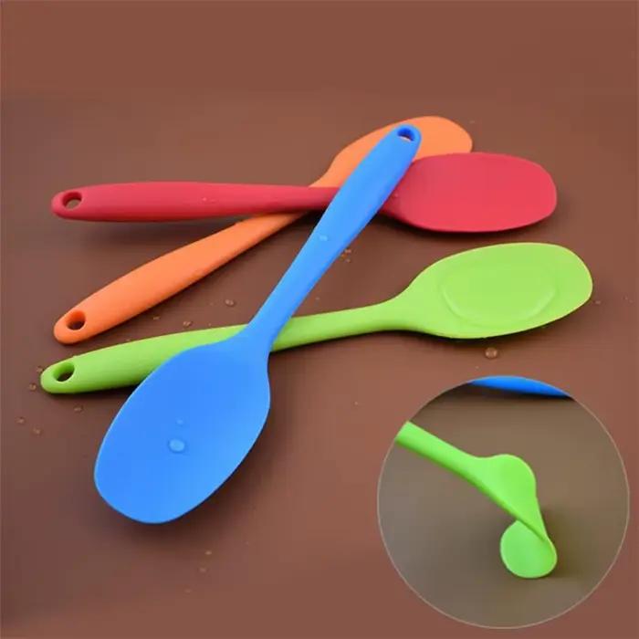 Spatule à beurre pour gâteau