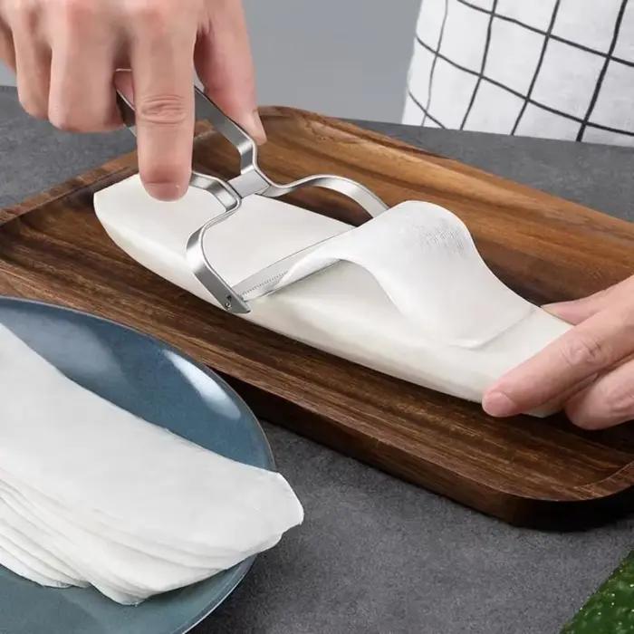 Couteau à éplucher en acier inoxydable pour éplucher et trancher légumes et fruits outil de cuisine pour préparer des salades et tartines occassions spéciales et quotidiennes