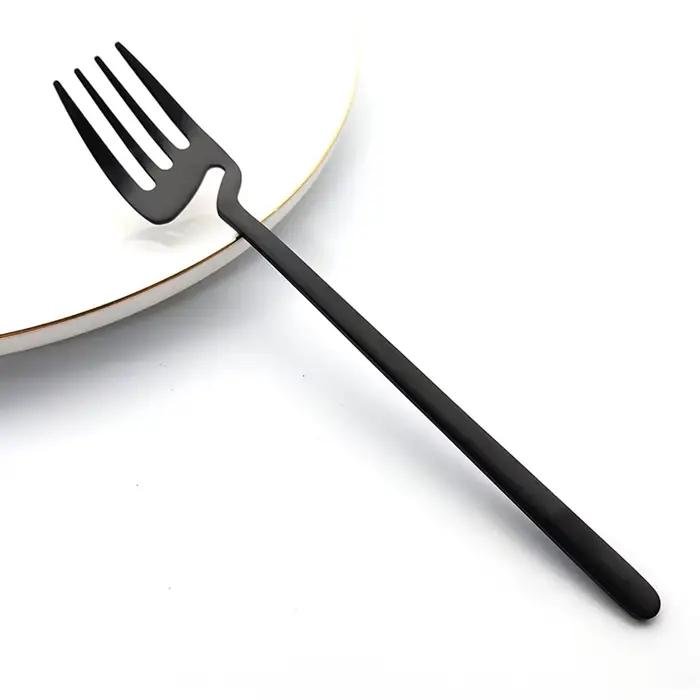 Fourchette à dîner noire