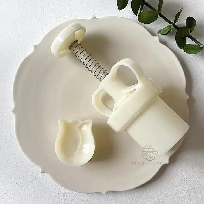 Moule à gâteau de lune en forme de tulipe