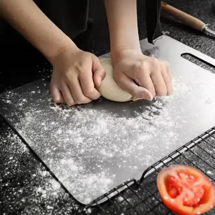 Planche à découper en acier inoxydable