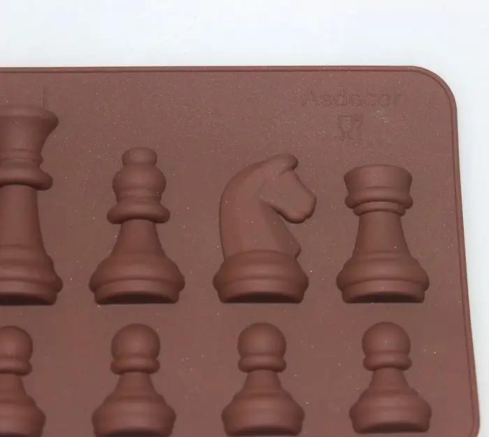 Moule à gâteau en forme d'échecs