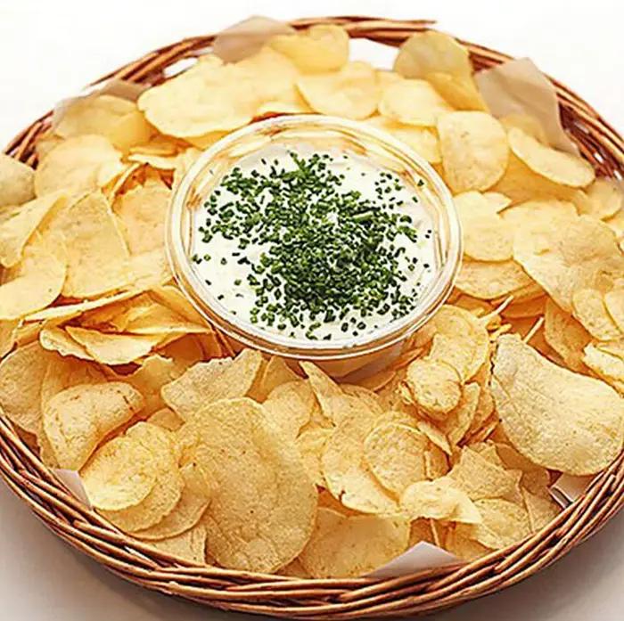 Plaque de cuisson sans graisse en plastique ABS pour pommes de terre croustillantes et chips saines à utiliser en cuisine et pour divers plats végétaux occasions spéciales