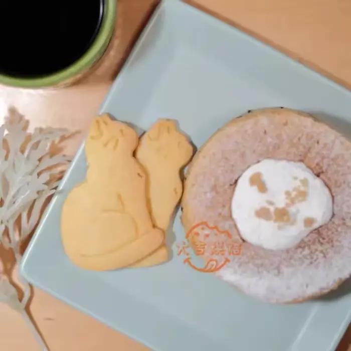 Dessin animé mignon chat emporte-pièce 3D animaux biscuits Fondant moule gâteau décoration loutre de mer cuisine bricolage moules de cuisson