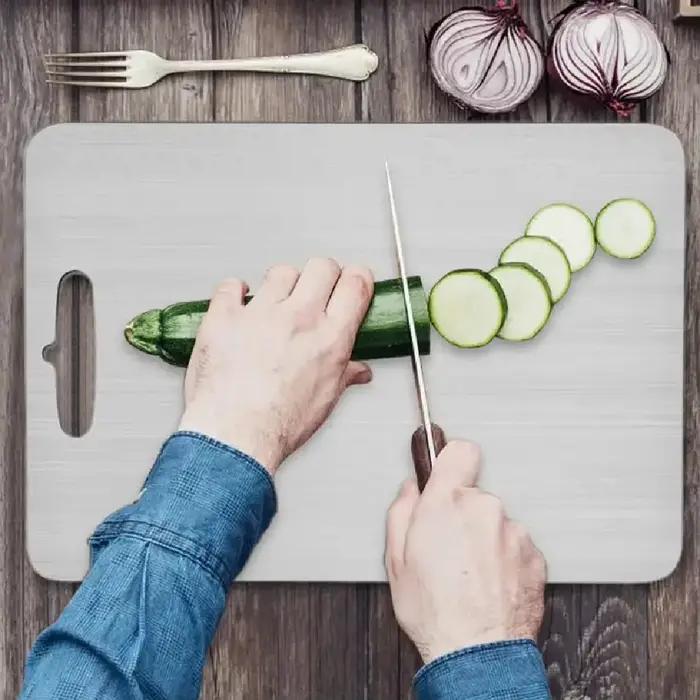 Planches à découper en titane pour la cuisine
