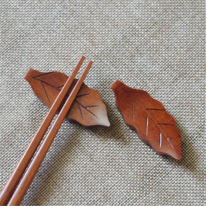 Porte-baguettes en forme de feuille en bois naturel