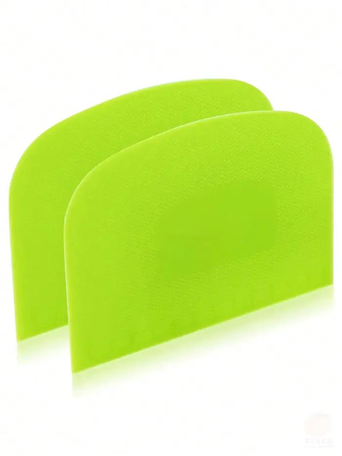 Bol de grattoir à pâte en plastique