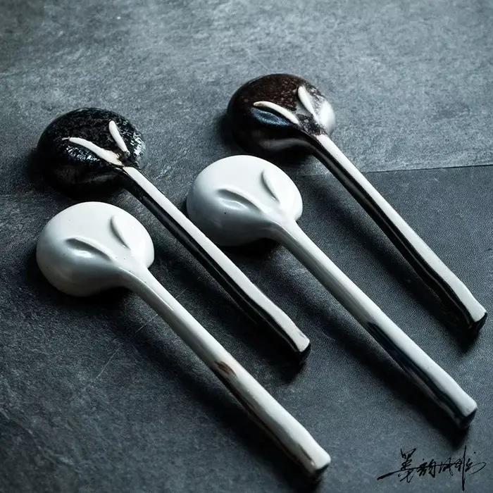 Cuillère à soupe en céramique