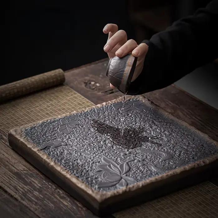 Service à thé Kung Fu en poterie brute de style japonais, plateau à thé en céramique, rangement de l'eau, Table à thé, théière rétro, tasse à thé
