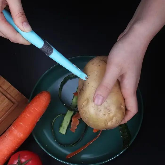 Éplucheur de fruits en acier inoxydable, gadgets de cuisine réutilisables, coupe-fruits, couteau à éplucher