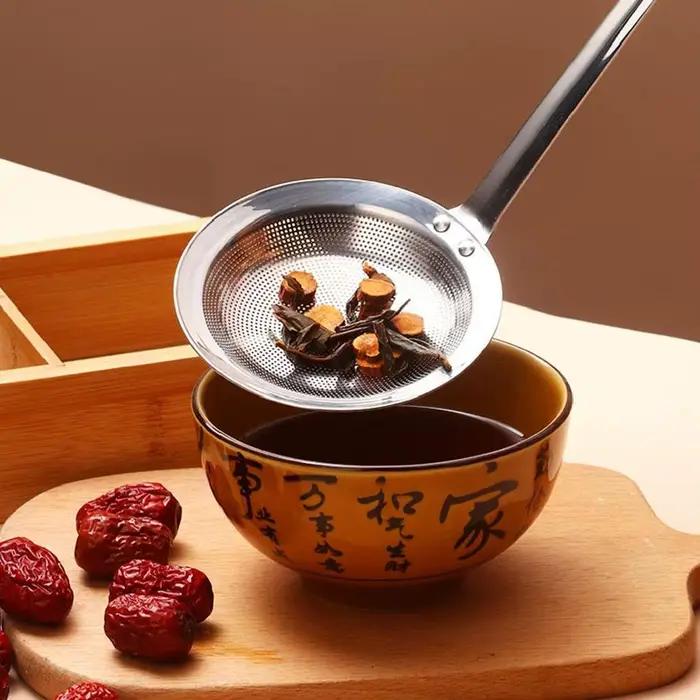 Écumoire en acier inoxydable 304 à mailles fines pour supprimer la graisse et la mousse, outil de cuisine élégant et polyvalent pour soupes et plats mijotés