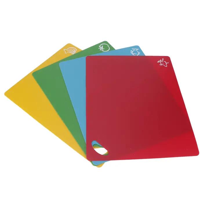 Planche à découper Qiilu en PP antidérapante pour légumes et viande 4 pièces couleur rouge pour cuisine et préparation des aliments