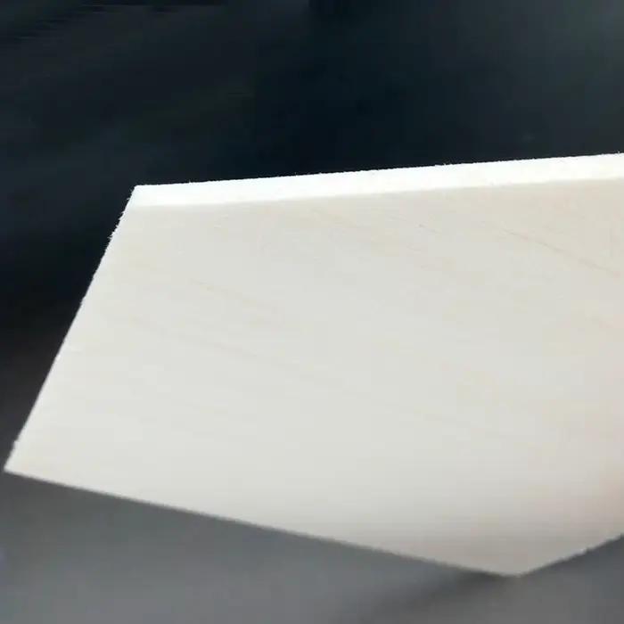 Planche en bois de tilleul