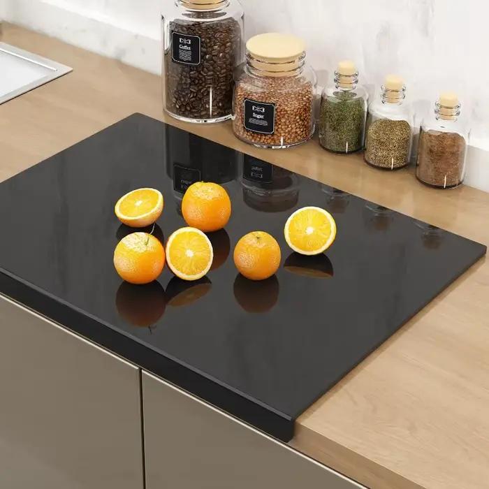 Planche à découper en acrylique noire haute qualité pour cuisine, résistante aux fissures, design moderne et protection efficace pour comptoirs, sans BPA et facile à nettoyer