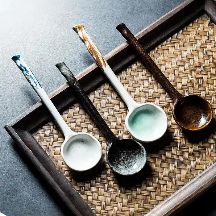 Cuillère à soupe en céramique