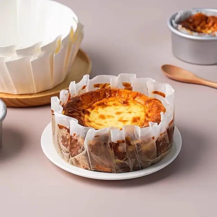 Moule en papier pliable pour gâteau au fromage basque