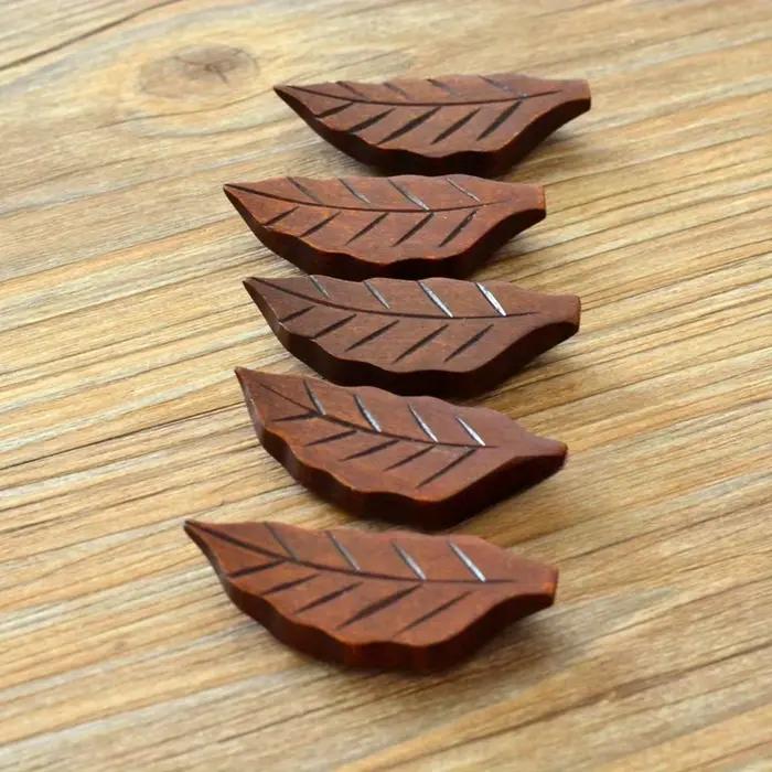 Porte-baguettes en forme de feuille en bois naturel