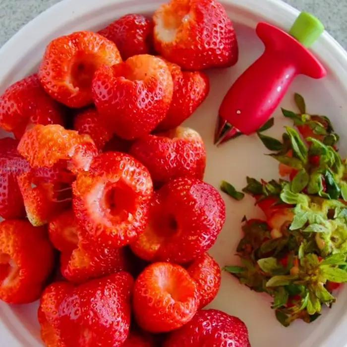 Éplucheur de fraises, coupe-ananas