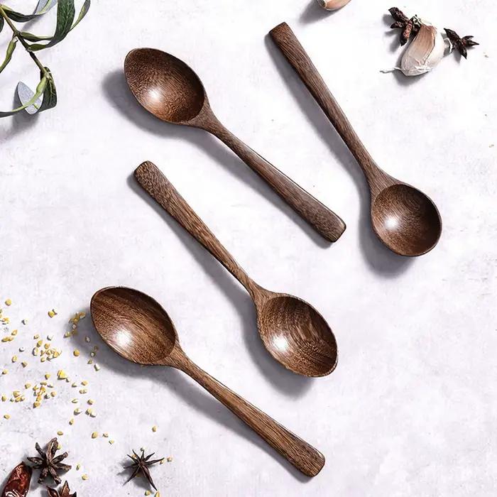 Cuillère à soupe en bois Assad