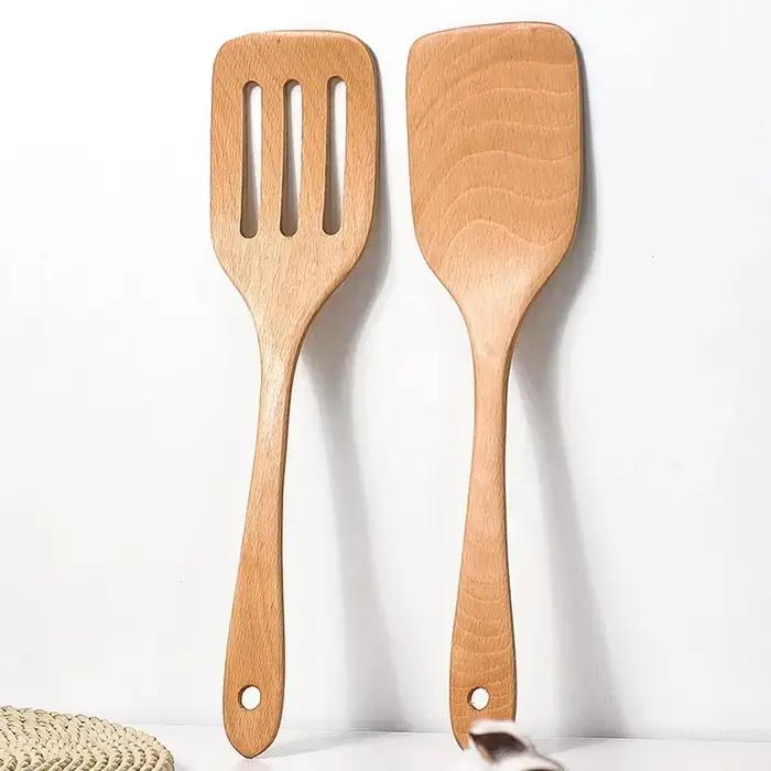 Spatule en bois antiarina