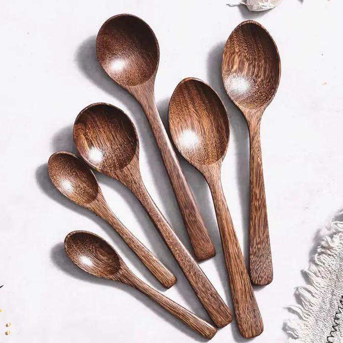 Cuillère à soupe en bois Assad