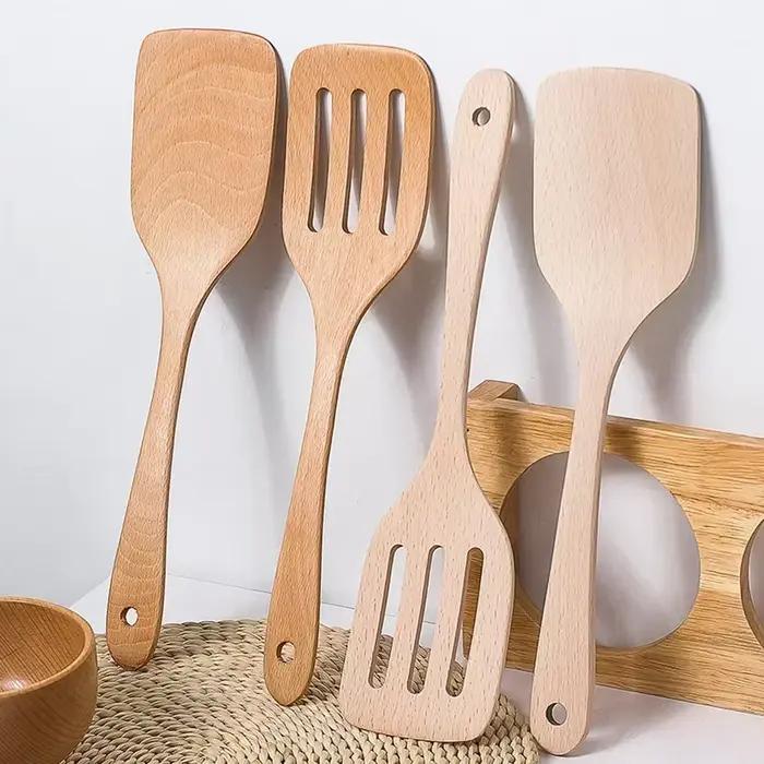 Spatule en bois antiarina