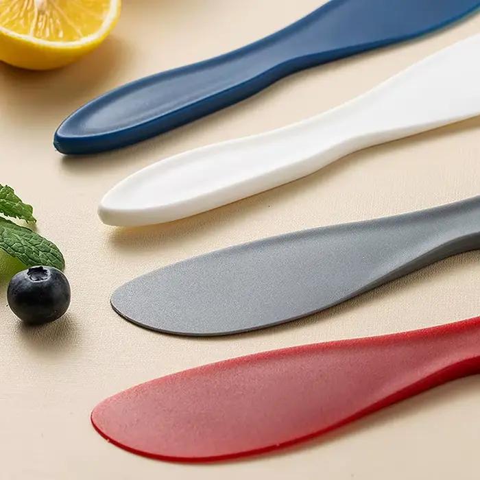 Coupe-beurre en plastique de cuisine