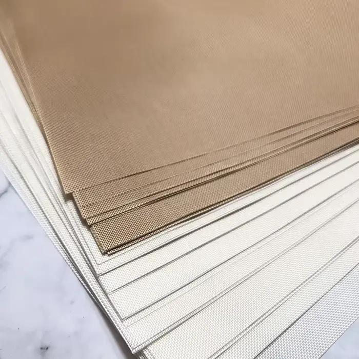 Tapis de cuisson réutilisable en fibre de verre résistant à la chaleur pour grills et fours, tapis antiadhésif pour pâtisserie et barbecue, tapis de cuisson lavable, outils de cuisine pour préparer des gâteaux, pizzas et viandes