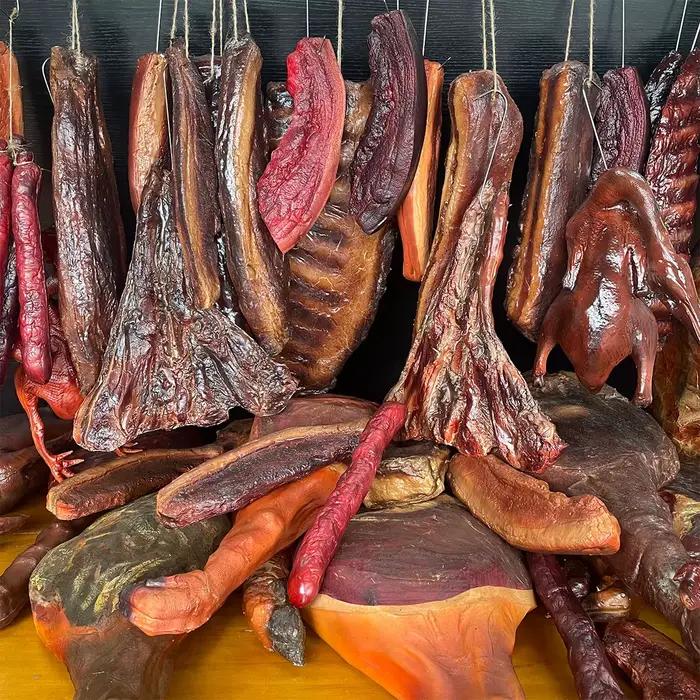 Fausses jambes de porc amusantes