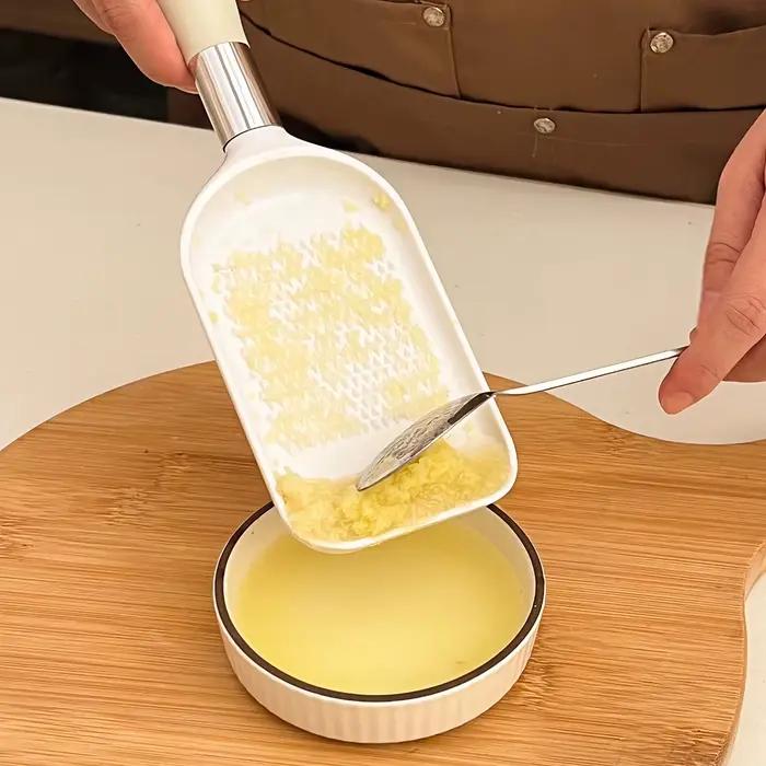 WORTHBUY râpe à gingembre multi-fonctionnelle manuelle gingembre ail Masher fruits légumes meulage hachoir à main outil de cuisine
