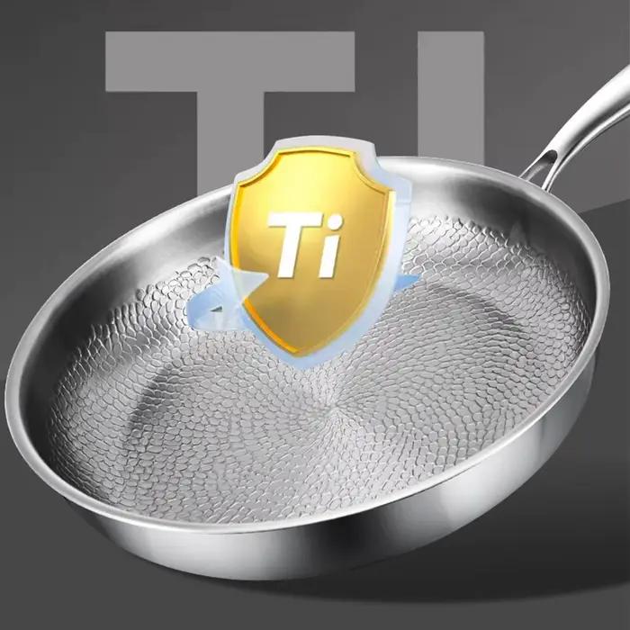 Poêle à frire en titane