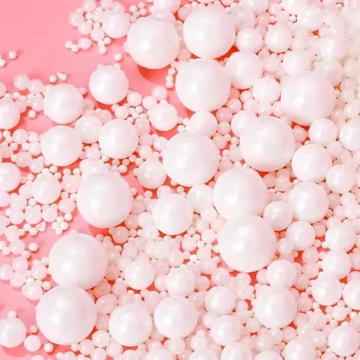 130g/4.58 Oz Perles de sucre décoratives mélangées de différentes tailles pour glaces, gâteaux, décorations de biscuits, mariages, fêtes et Noël