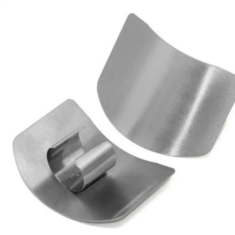 ㈅ Protège-doigts en acier inoxydable pour la cuisine – Protection sûre et durable pour couper et hac