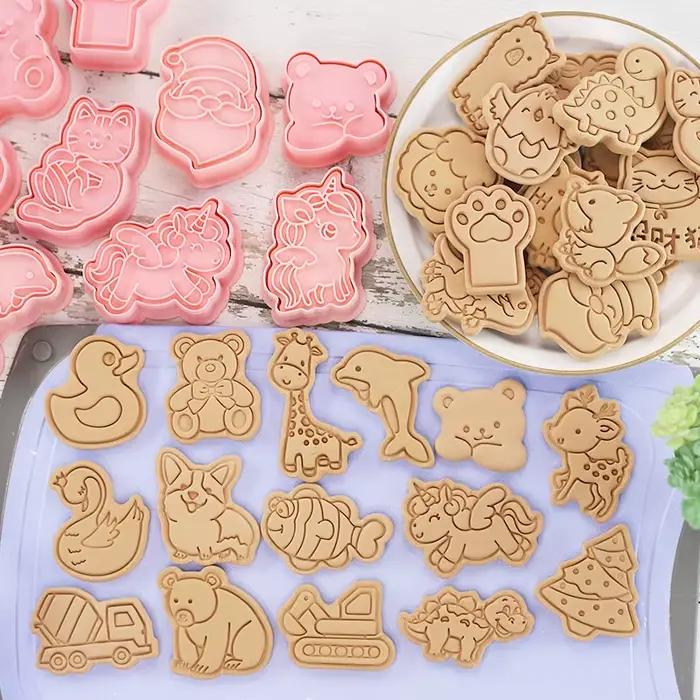 8 pièces/ensemble emporte-pièces en plastique 3D dessin animé mignon pressable Biscuit moule Cookie
