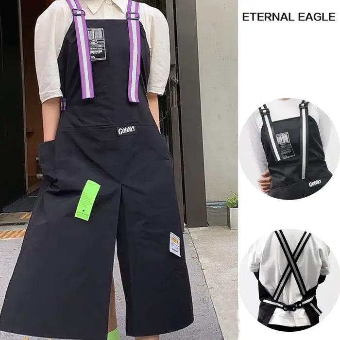 Nouveaux tabliers à la mode imperméable résistant à l'huile 2 sacs bavoirs café coiffeur fente globa