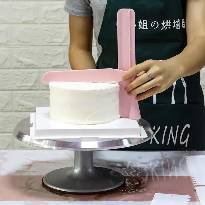 Plateau tournant à gâteau de 11 pouces, support de décoration rotatif avec grattoir à glaçage réglab