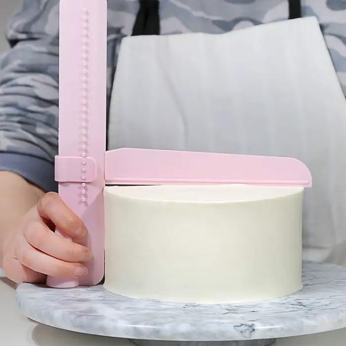 Plateau tournant à gâteau de 11 pouces, support de décoration rotatif avec grattoir à glaçage réglab