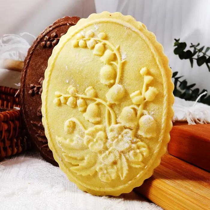 Moules à Biscuits en Bois avec Motif Muguet