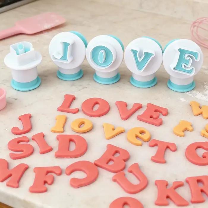 26 pièces/ensemble Emporte-pièces lettres majuscules et minuscules pour la pâtisserie, la décoration de gâteaux, les biscuits DIY, le fondant, la sugarcraft YMY