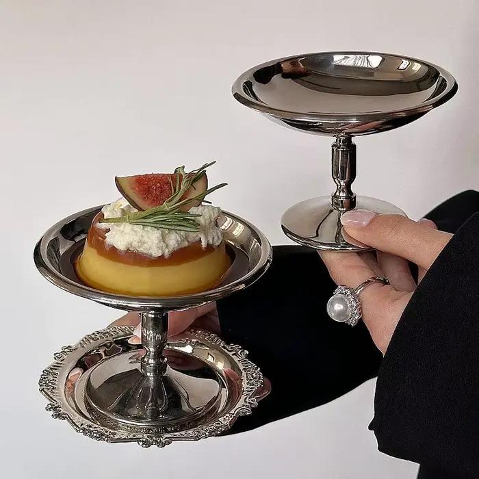 Coupelle à dessert et pudding vintage style palais en acier inoxydable sur pied