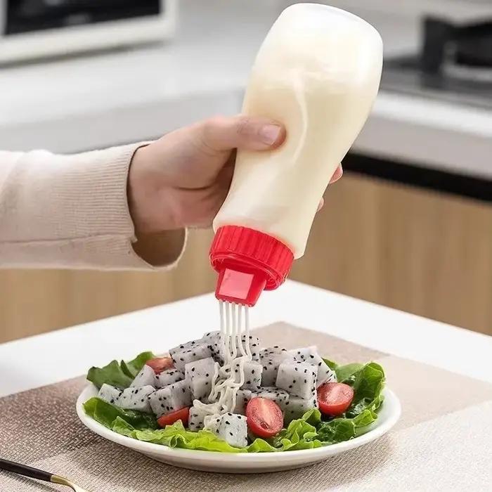 Maison cuisine bouteille pressée en plastique de qualité alimentaire Sauce tomate